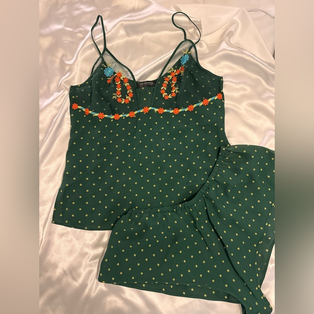 New La Perla Green Polka Dot Pajama Set with Floral Accents